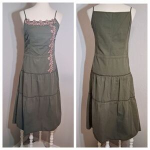Lizi Olive Green Dress with Floral Embroidery Sizs XL